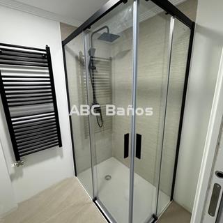 Mampara ducha angular CLOE CL-220 (2 fijos + 2 puertas correderas) Perfil Negro - Imagen 1